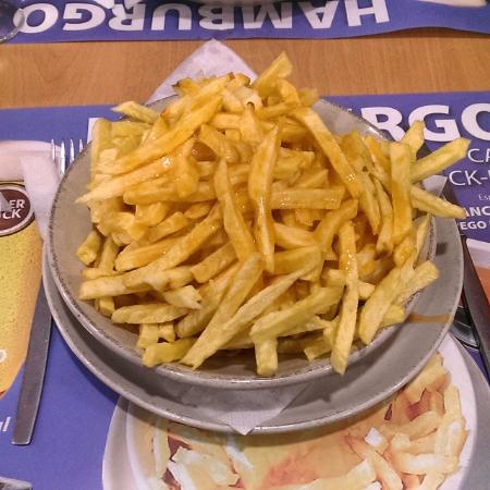 Café Hamburgo - Solteiros vs Casados