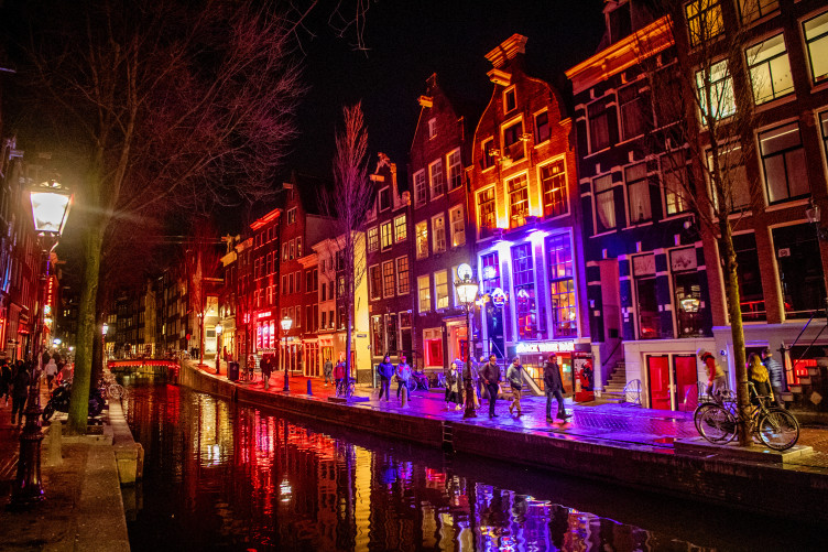 red light district