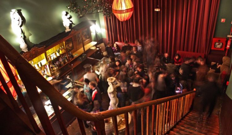 plano b - salas e discoteca