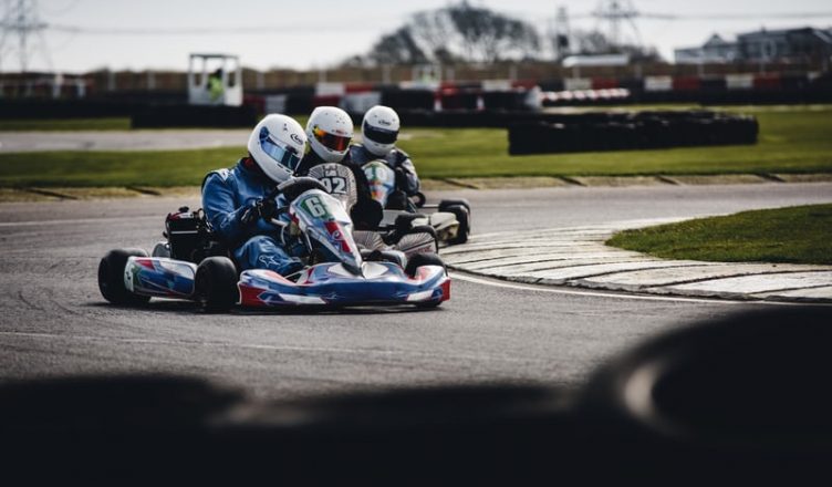corrida de kart