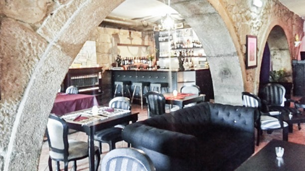 Monchique Bar invicta baixa
