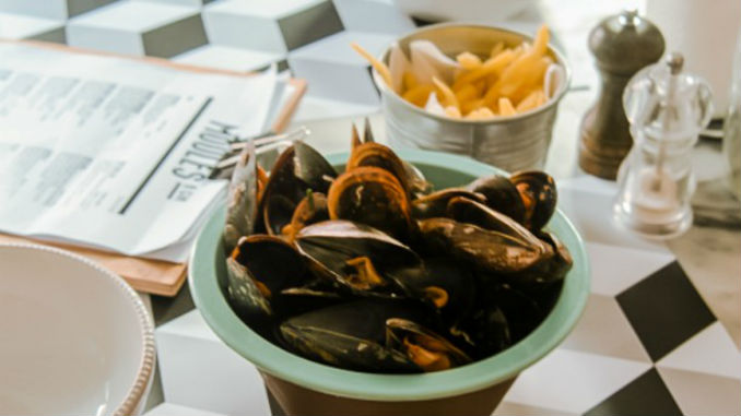 moules and beer jantares de grupo