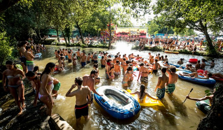 Recinto paredes de coura