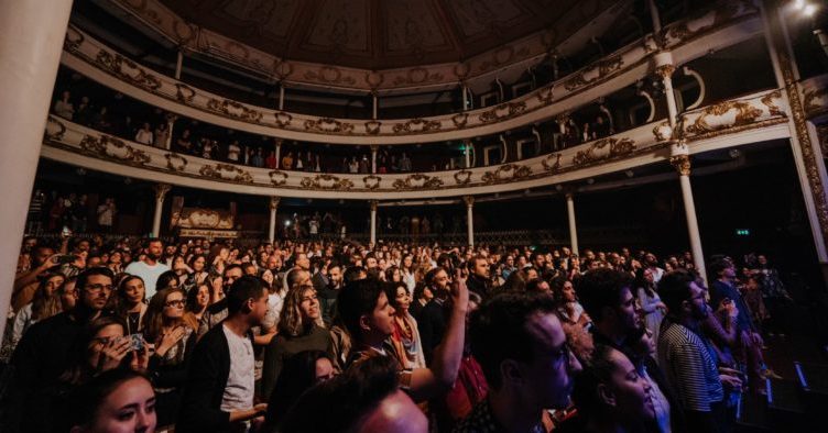 teatro sa da bandeira porto