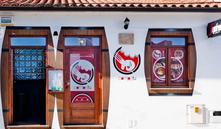 Compostu Tavern comida tradicional